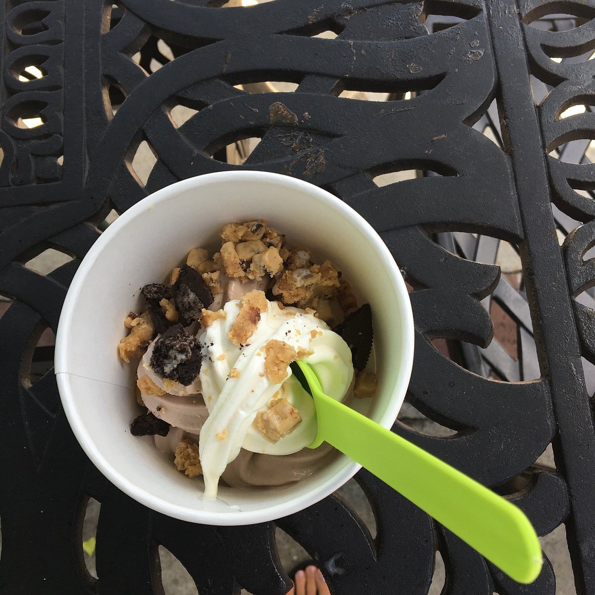 Moozy's Ice Cream & Yogurt Emporium