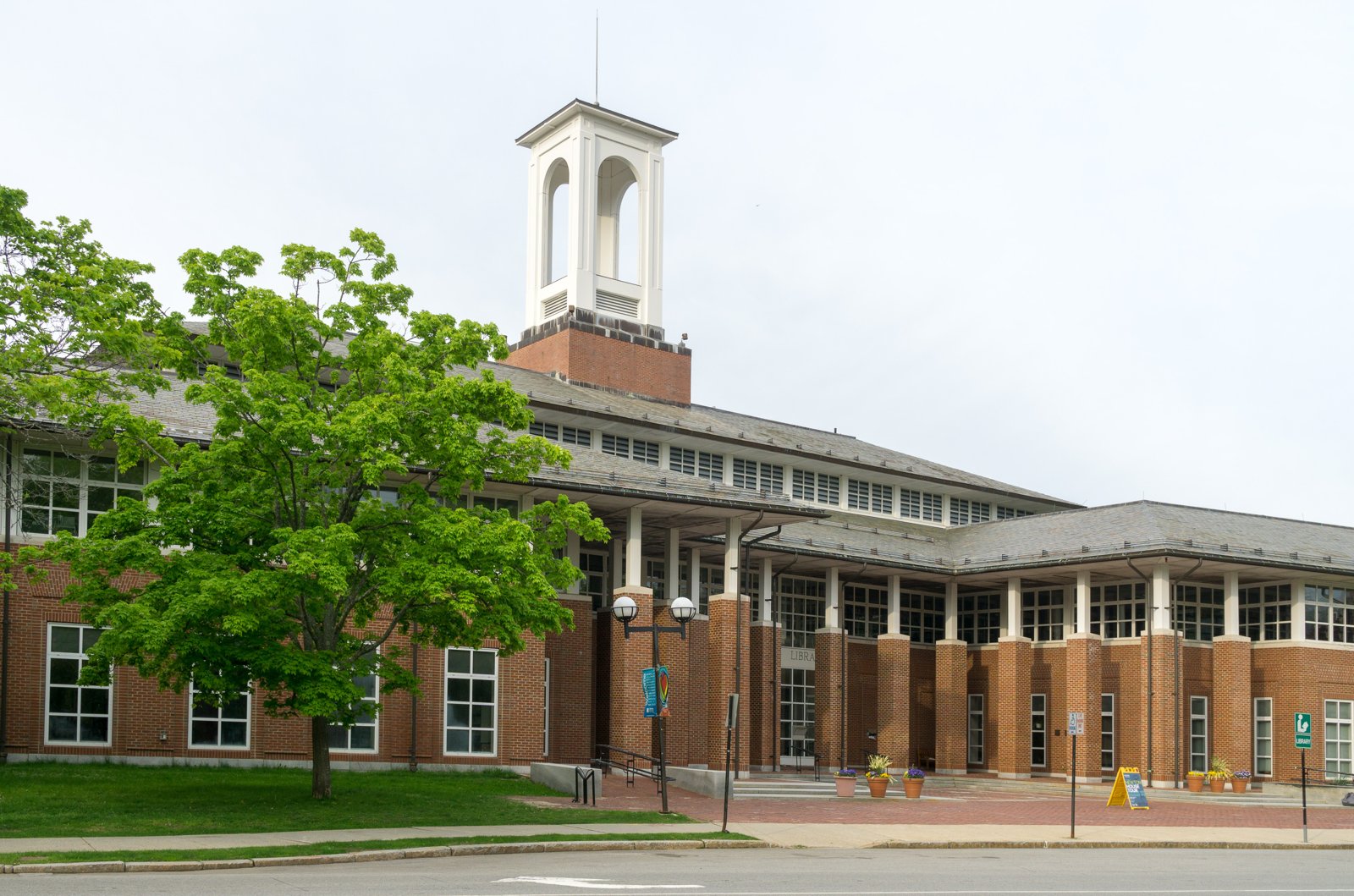 Newton Free Library