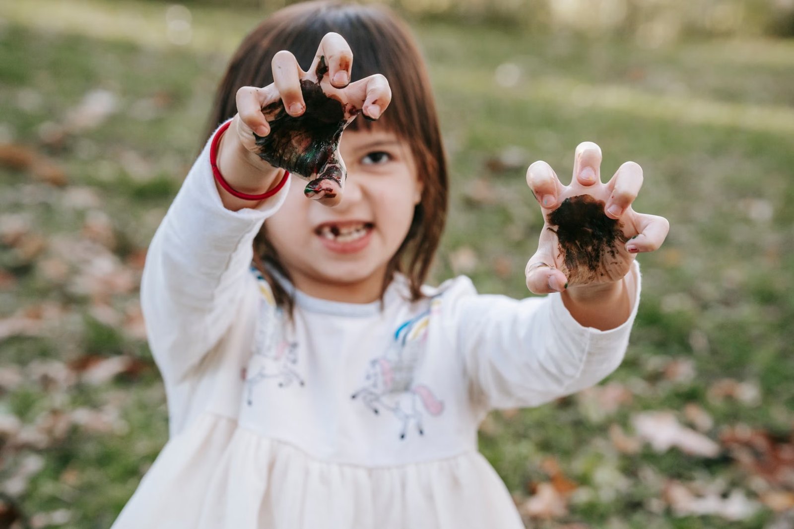 Fall into Fun - A Spanish Fun Adventure for Kids