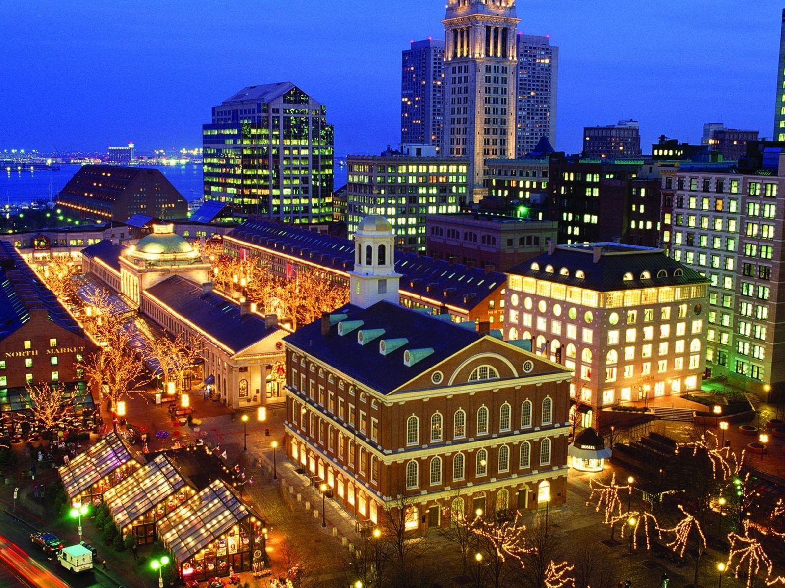 Faneuil Hall Marketplace