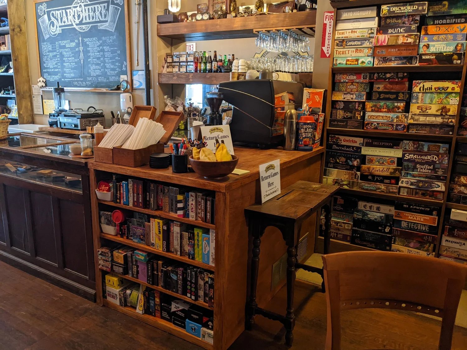 Knight Moves Cafe