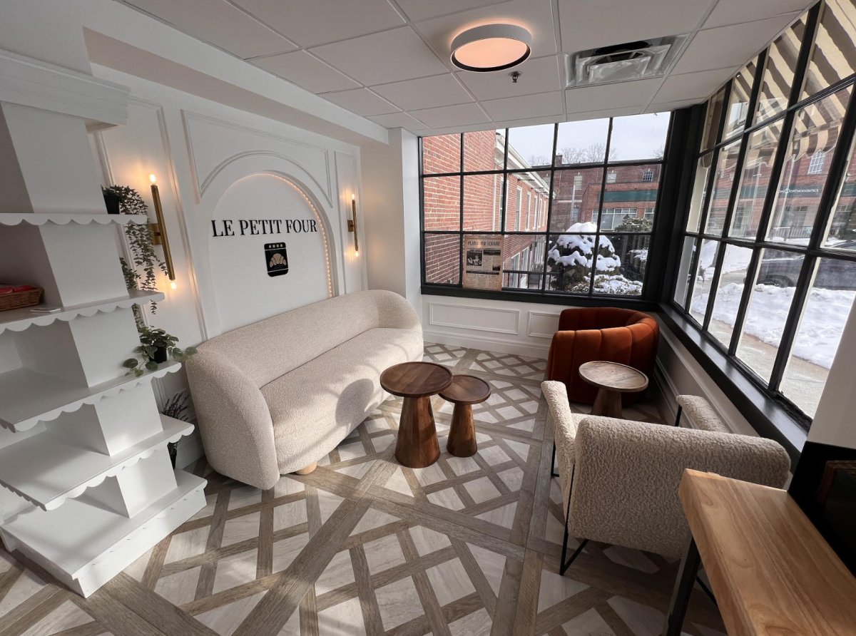 Le Petit Four Bakery