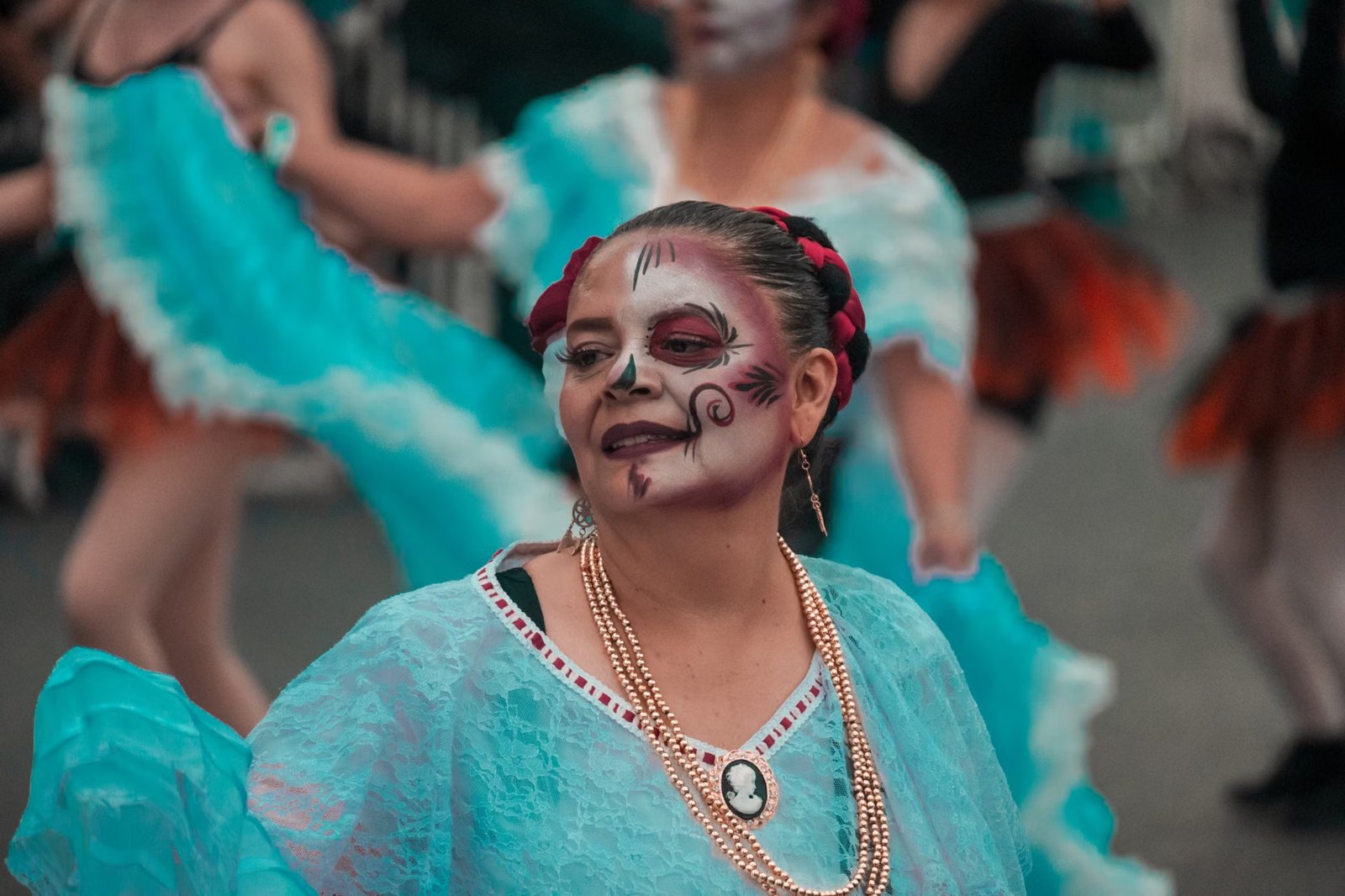 Halloween Dance & Costume Contest