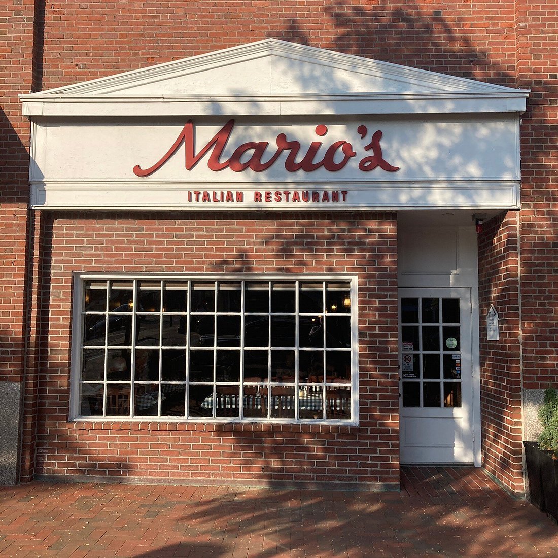 Mario's Italian Restaurant