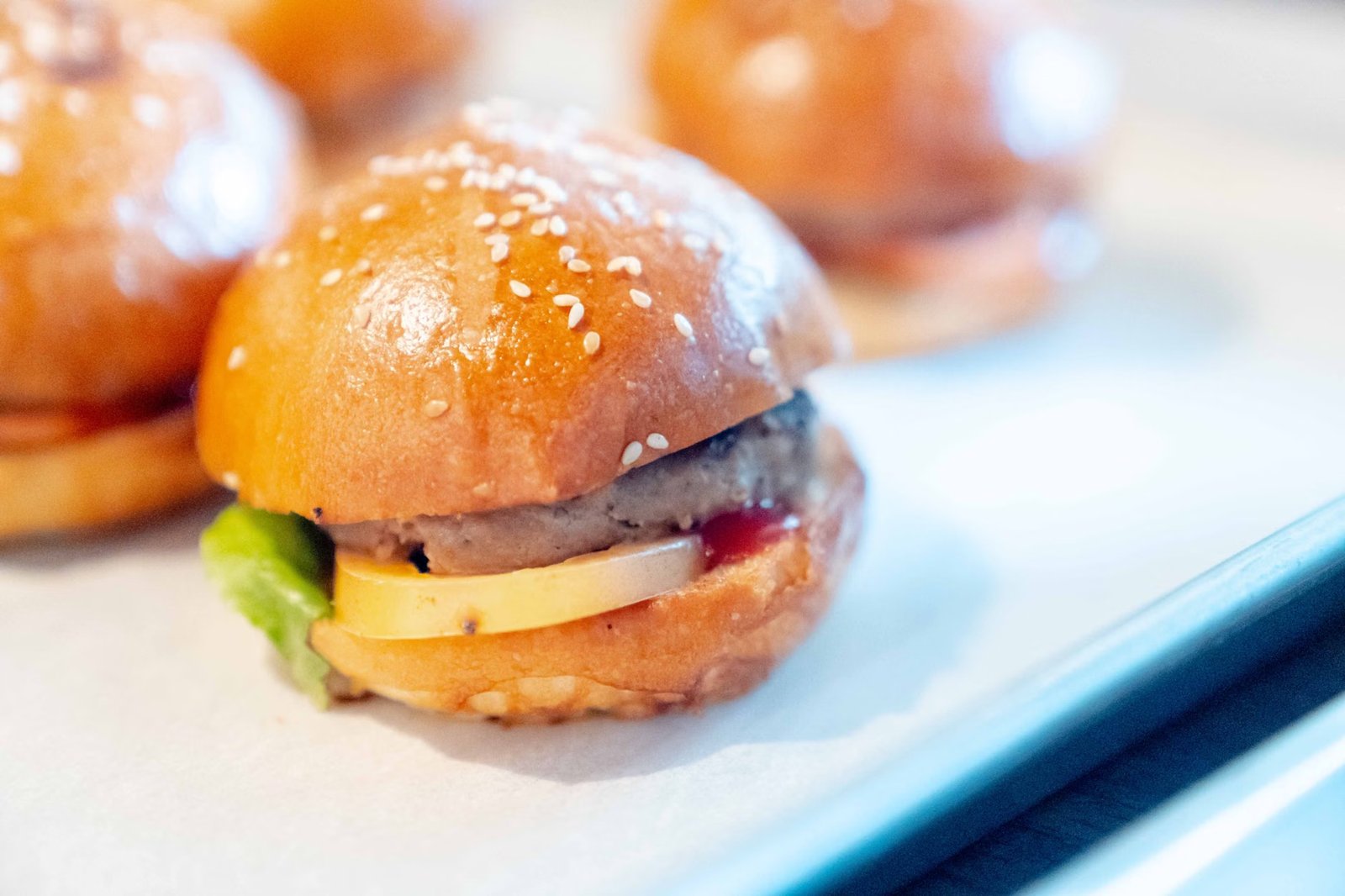 Macken’s Sliders (Food Truck)